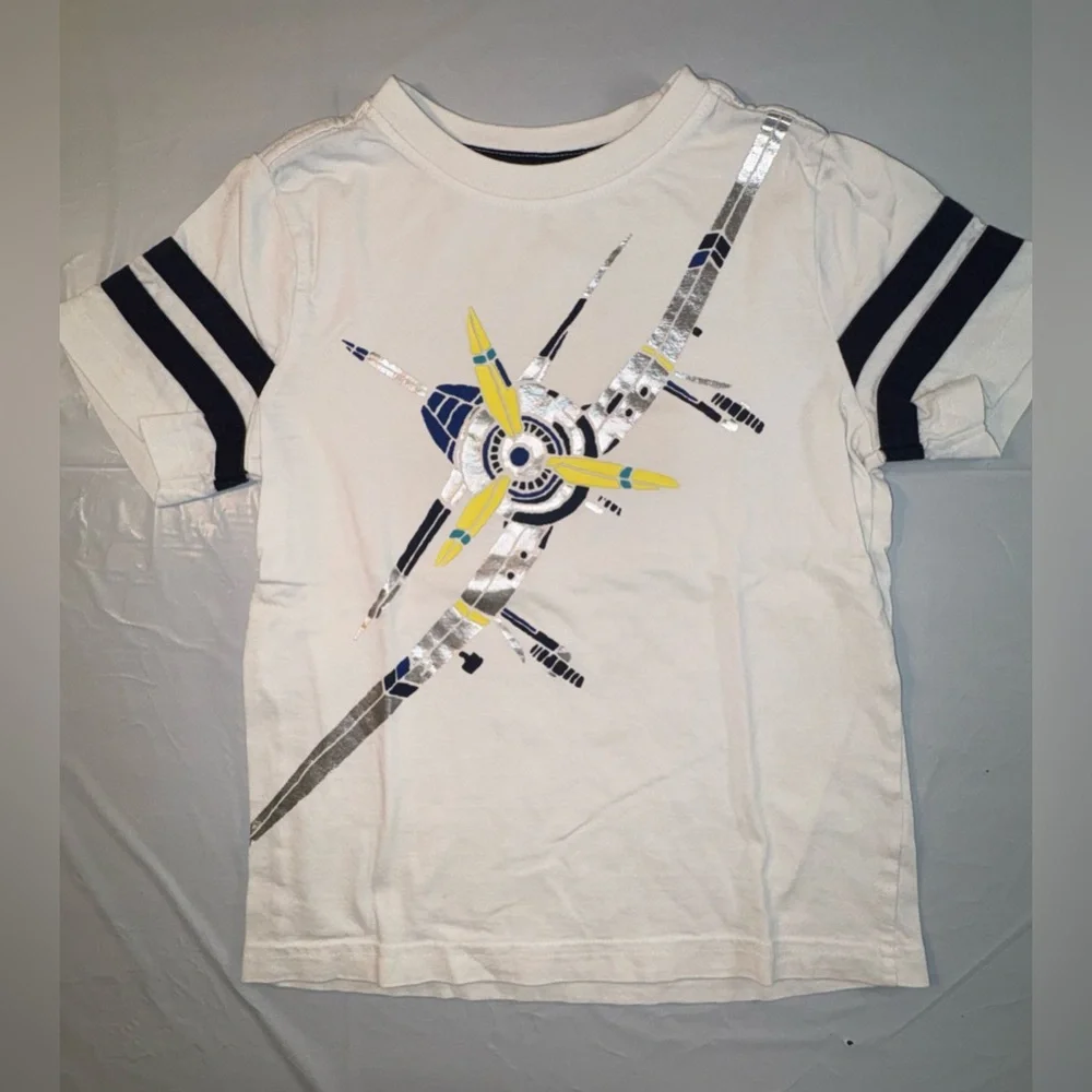 EUC/GUC Bundle of 4 Shirts: Button-Down Shirt & Whales, Plane, Plain Tees